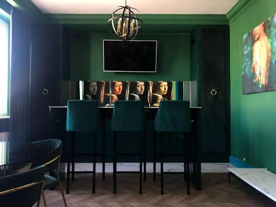 City Center Apartment Near Public Swimming Pool Warszawa 0*,  Polska
