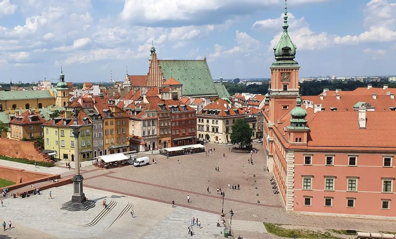 City Center Apartment Near Public Swimming Pool Warszawa
