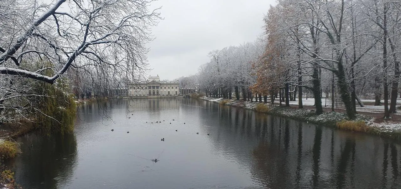City Center Apartment Near Public Swimming Pool Warszawa