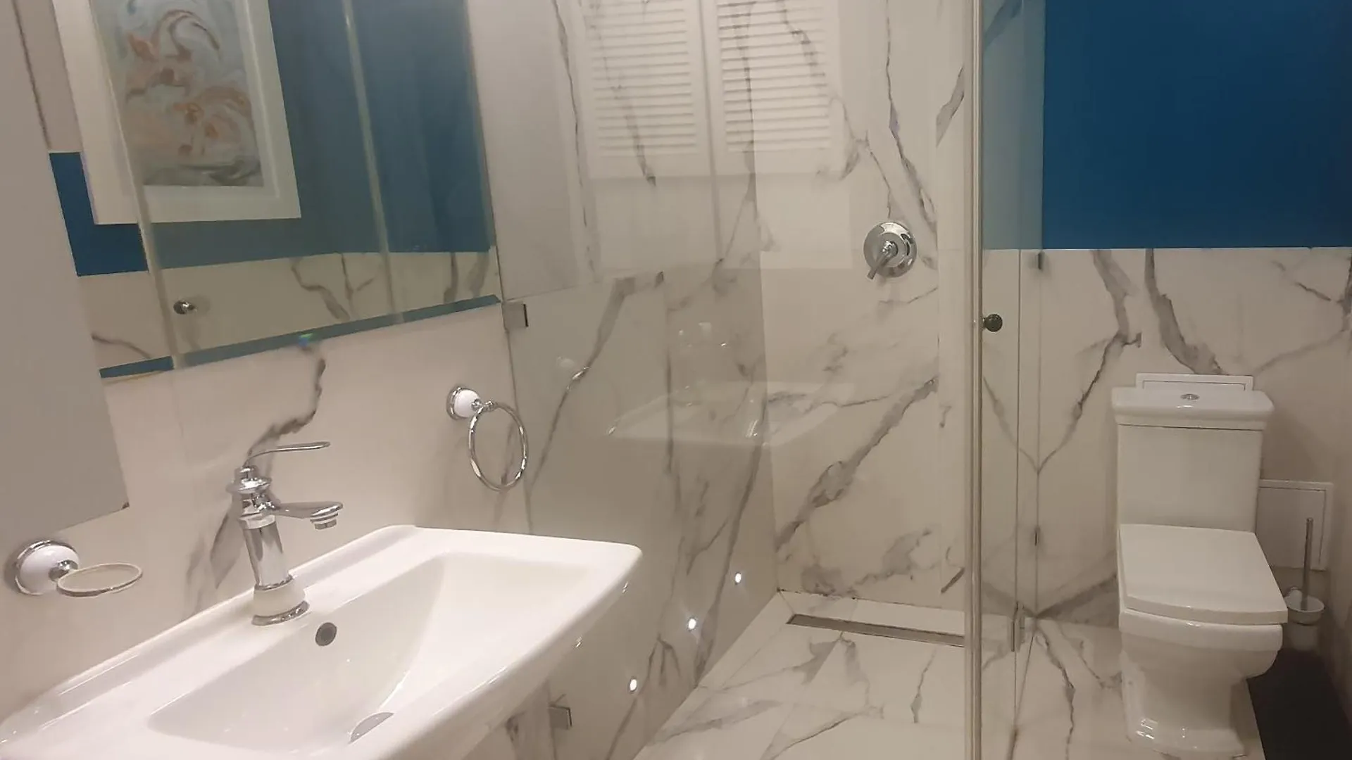 City Center Apartment Near Public Swimming Pool Warszawa